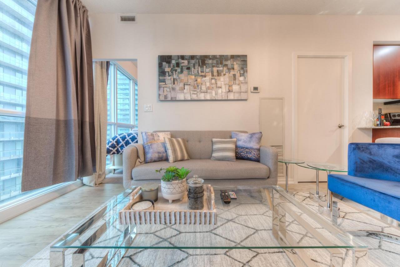 Stylish Newly Furnished Condo With Beautiful Lake View Toronto Luaran gambar