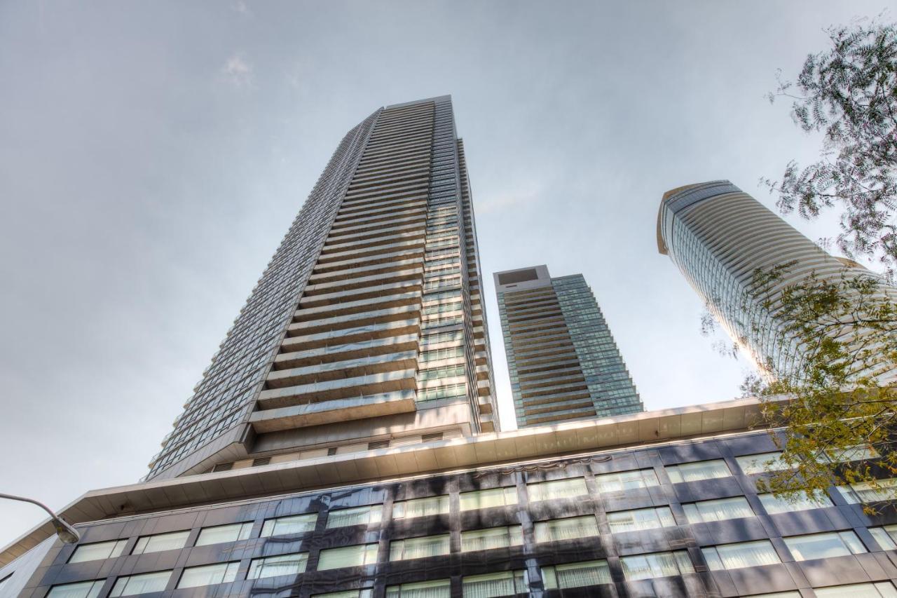 Stylish Newly Furnished Condo With Beautiful Lake View Toronto Luaran gambar